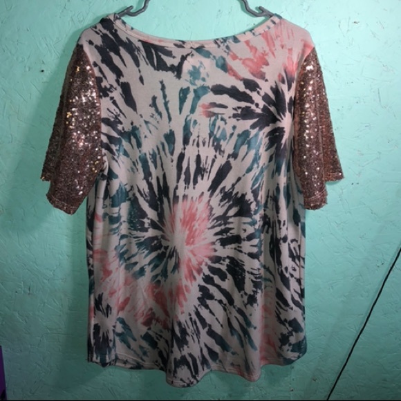 BiBi Tiedye/Sequin Top - Picture 7 of 7
